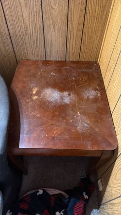 Free Living room Table Set