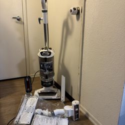 Shark Rotator Vacuum + Accessories 