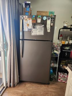 Refrigerator