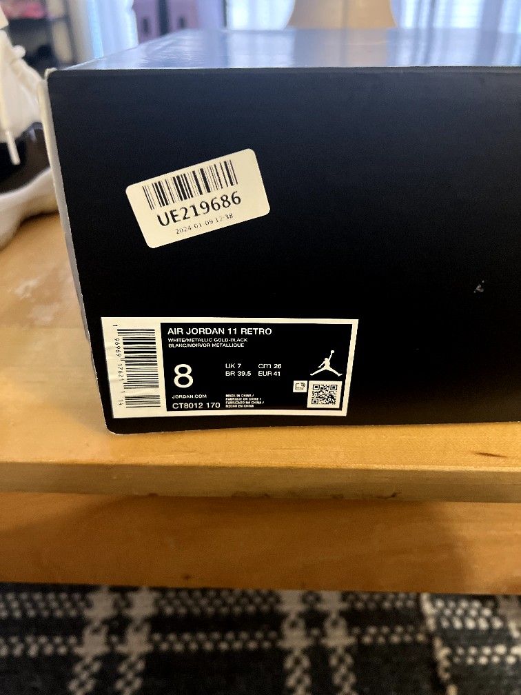 Air Jordan 11 Retro Size 8