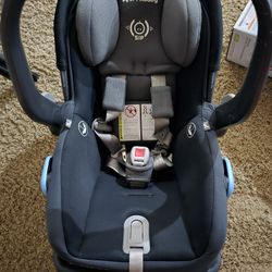 Uppababy Car Seat With 2 Bases