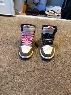 Air Jordan 1 Travis Scott