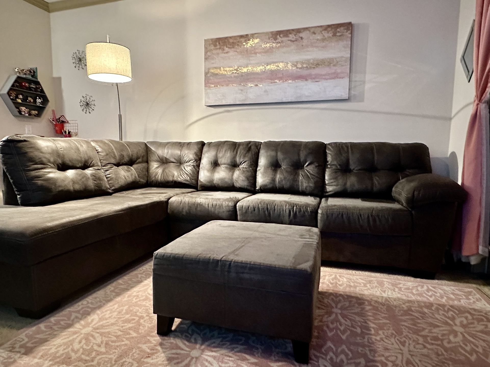Signature Design by Ashley Fallston Living Room Sectional
