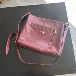 Used Red Coach Leather Shoulder Handbag