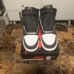 Air Jordan 1 Stage Haze/ Bleached Coral