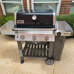 Weber Genesis II 3-Burner Propane Gas Grill Barbeque