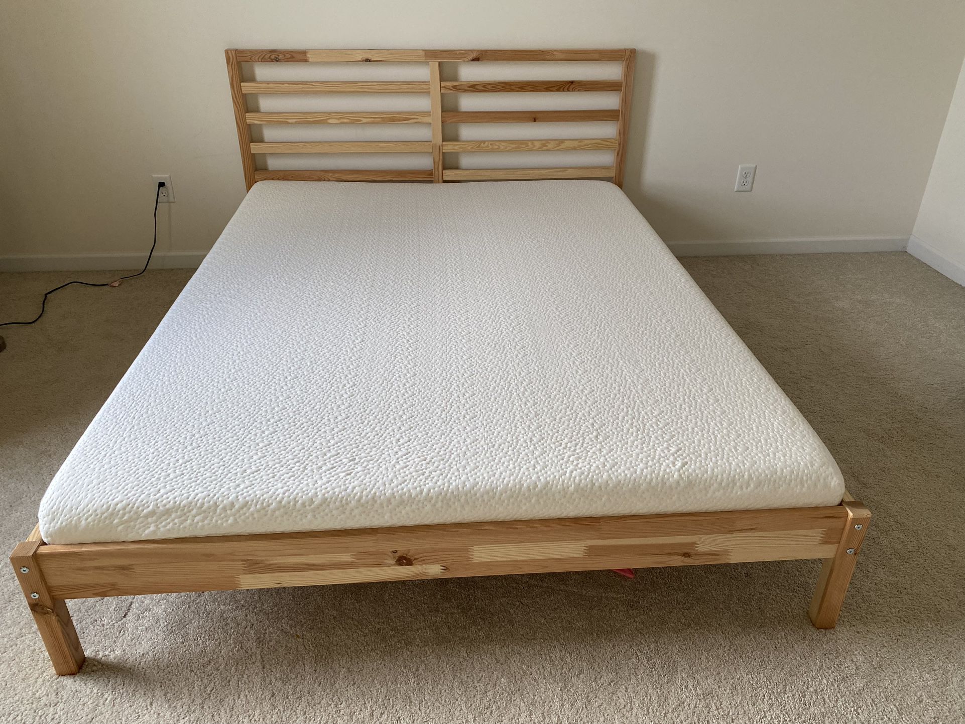 Bed frame, pine Queen With Mattress And Bed slats