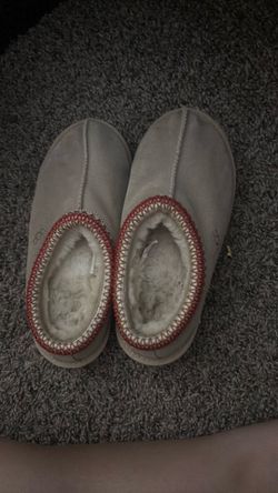 Ugg slippers