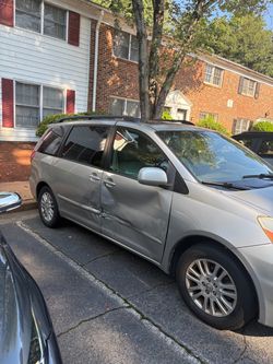 09 Toyota Sienna