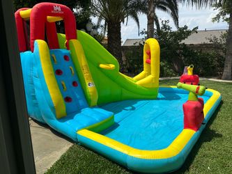 Waterslide jumper