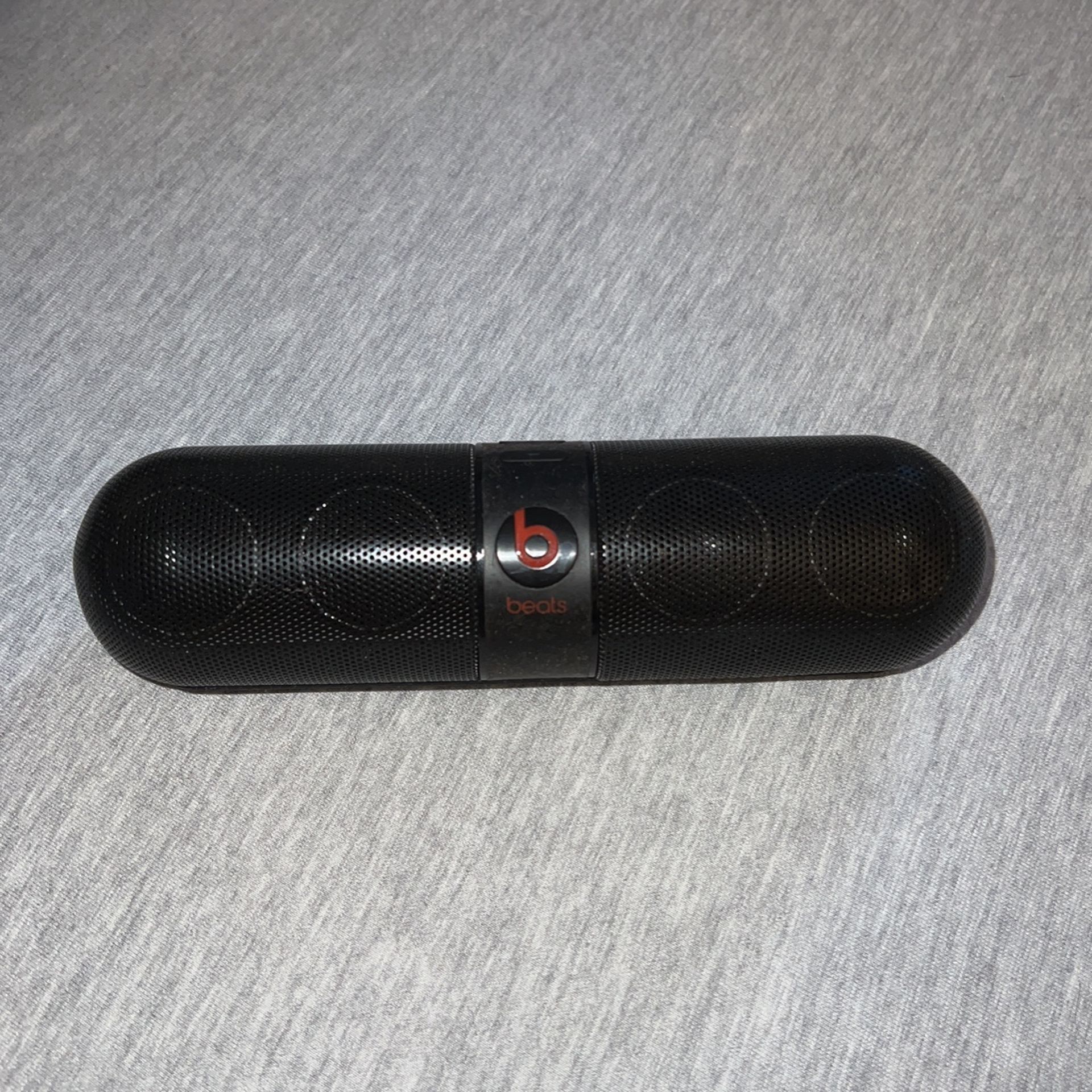 Beats Pill