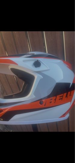 Bell MX Helmet Size Medium(new)