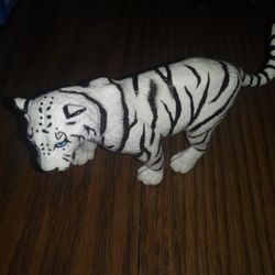 Tiger Toy 