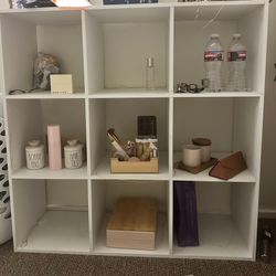 White Shelf