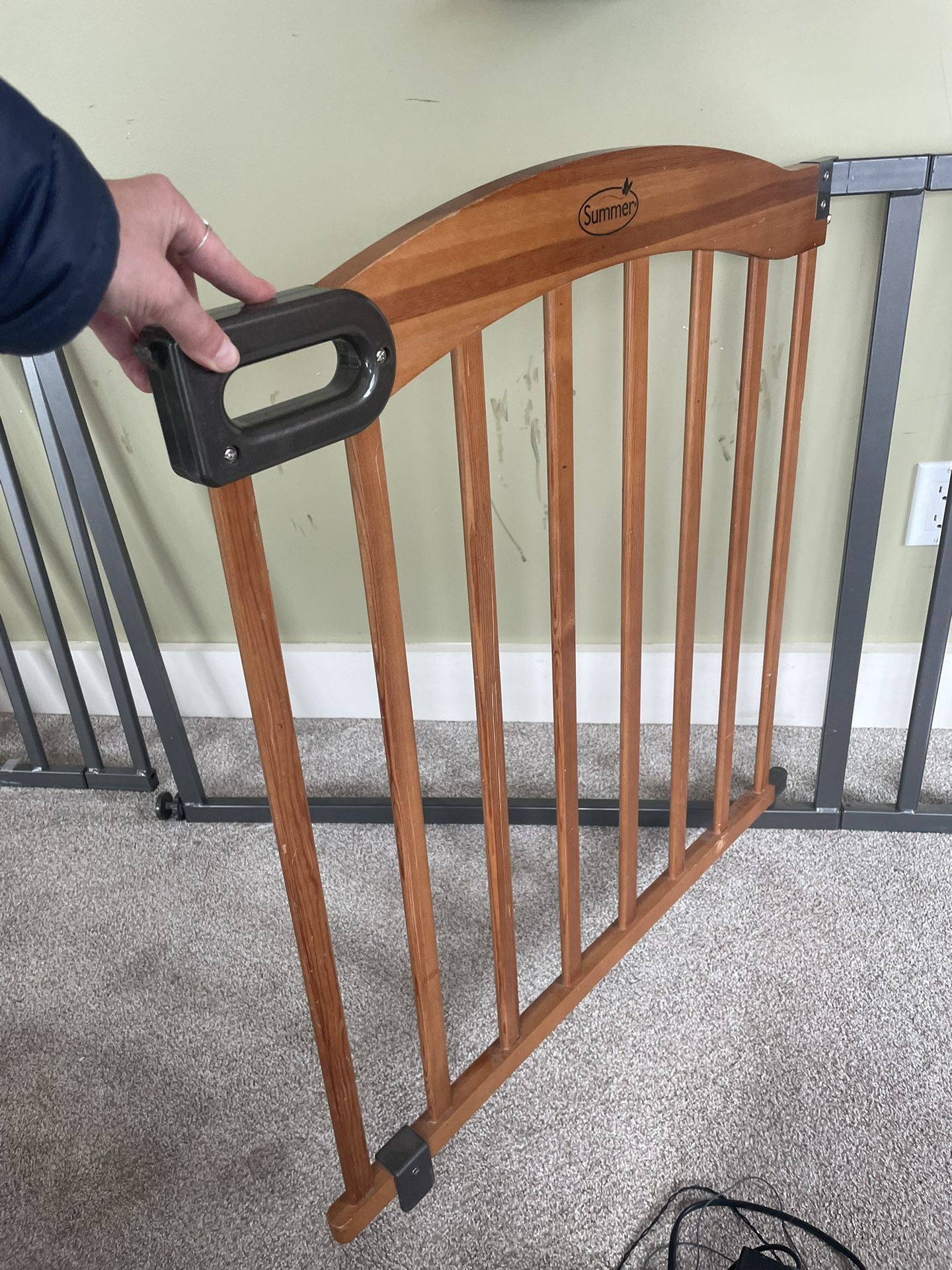 Wood and metal baby/dog gate