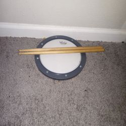 Remo Practice Pad Barely Used.