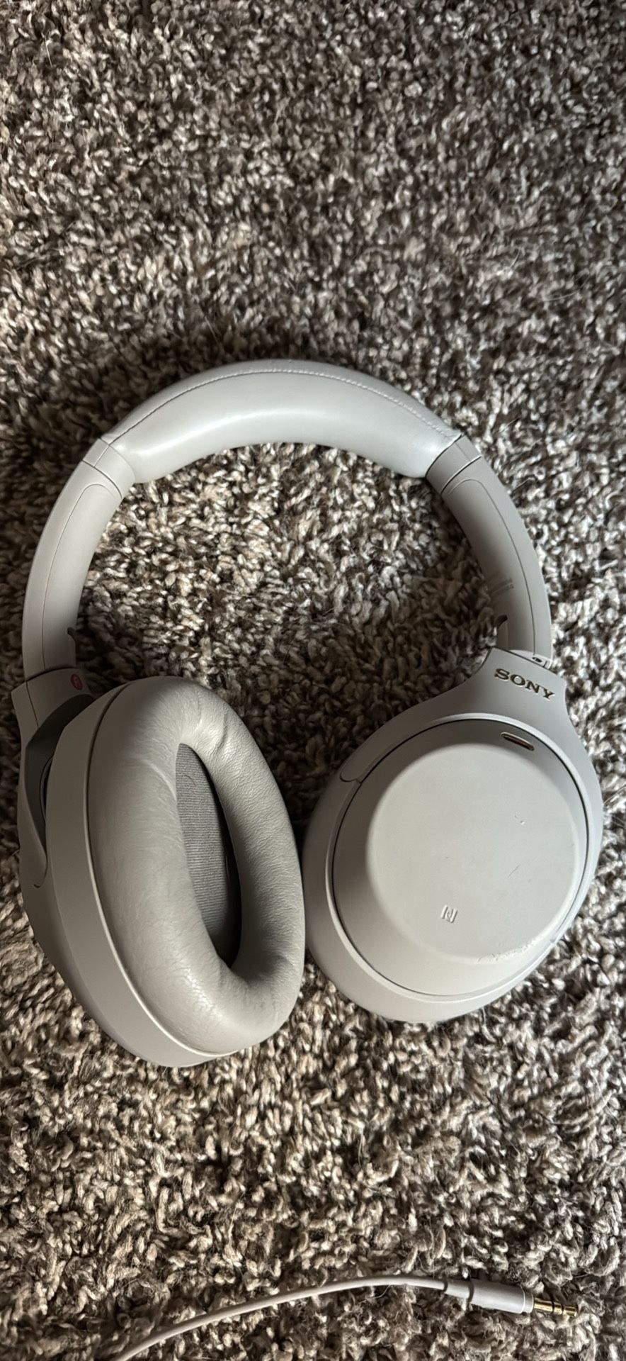 Sony WH-1000M4