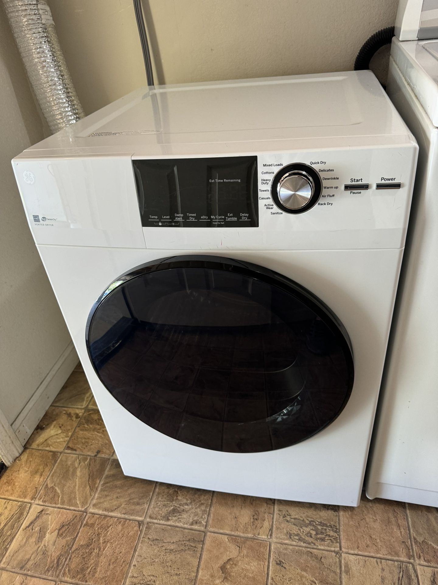 WHIRLPOOL ELECTRIC WASHER AND DRYER GE WHIRL POOL