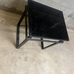 Metal Table Glass Top Asking For $25 