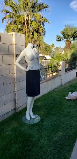 Boss RN73616 Skirt size 6