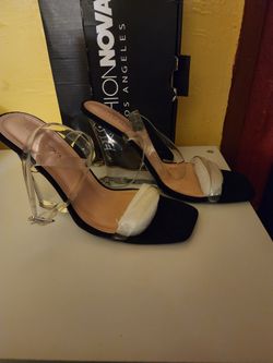 Fashion Nova( Pamela Wedge)