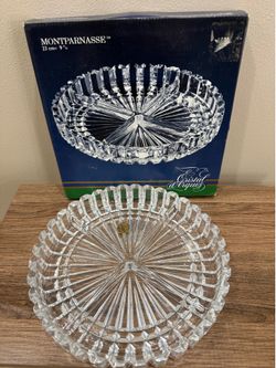 Montparnasse Cristal d’Arques 9-Inch 4-Part Crystal Plate Set  - NIB