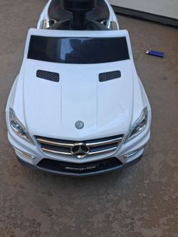 Toddler Mercedes AMG