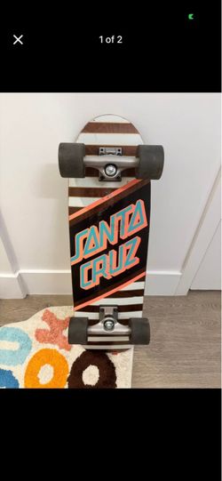 Moving sale skateboard rarely used I have the new tires on my other board and will switch it back tools included