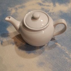 Tea Kettle 