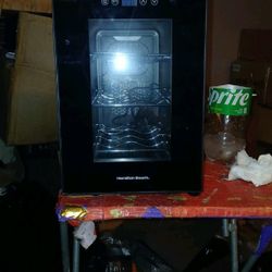 🤮NEW HAMILTON BEACH 6 WINE BOTTLE COOLER