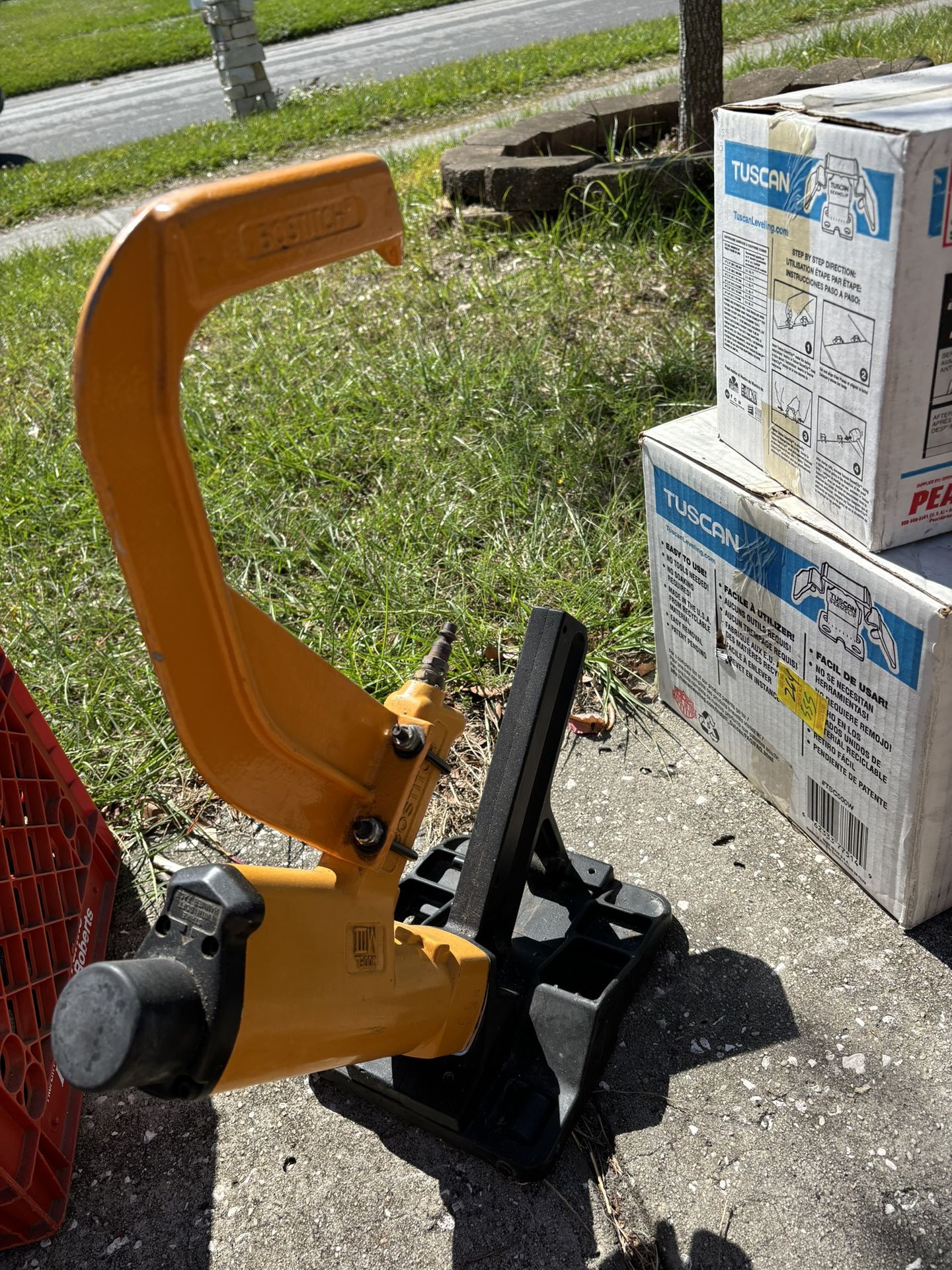 Bostitch Flooring Stapler