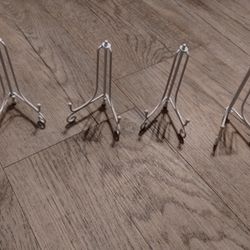 Metal Easel Stands, 4 Count