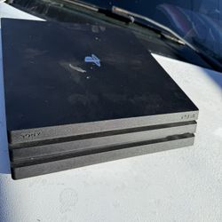 Sony PS4 Console