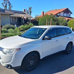 2014” Mitsubishi Outlander 4 Cyl Automatic 