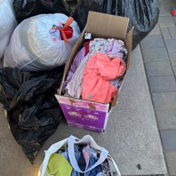 Huge yard sale!!!