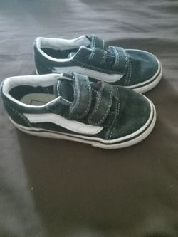 Vans Tennis Shoes