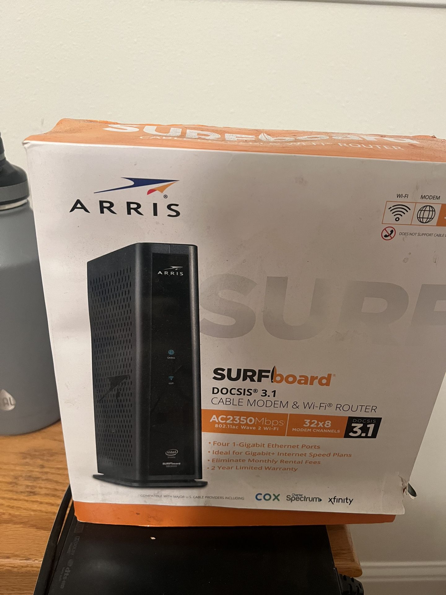 ARRIS SURFboard DOCSIS 3.0 Cable Modem & Wi-Fi Router