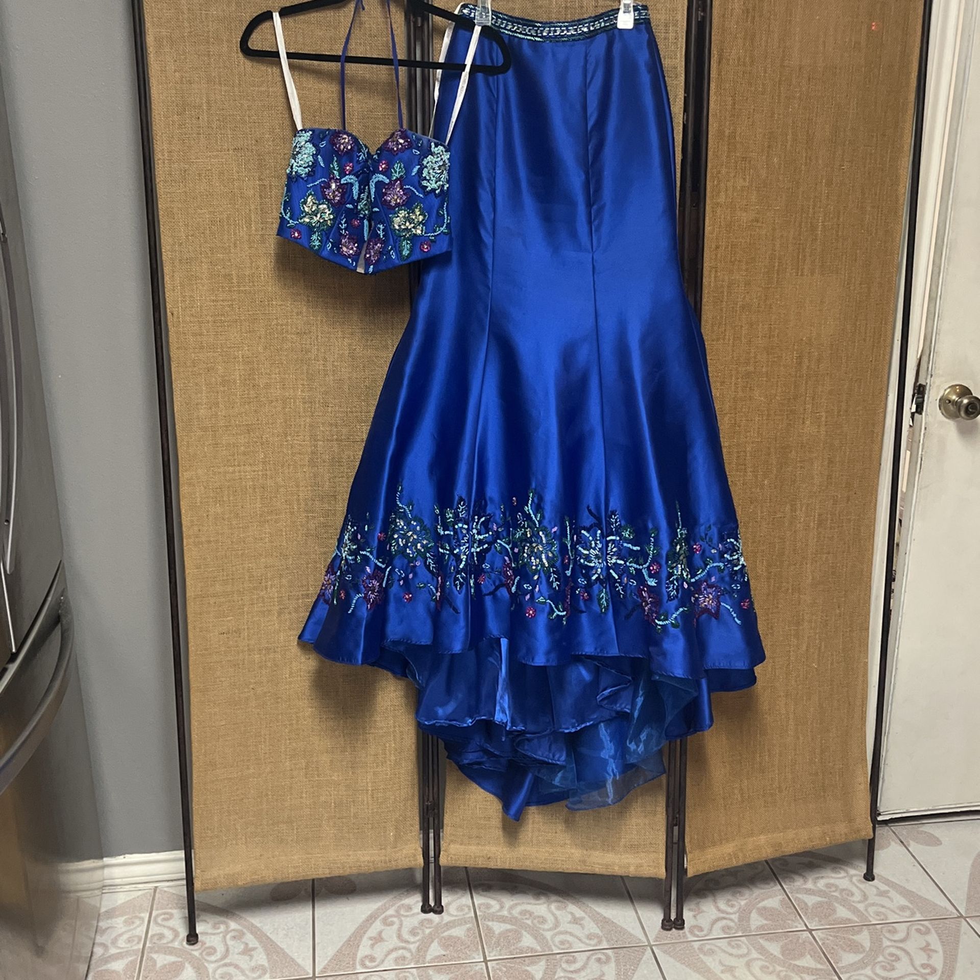 Party dress / Prom size 2 ( make an offer