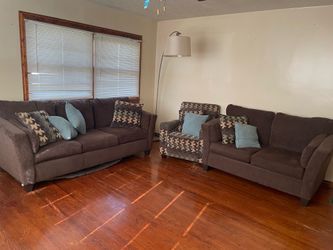Like New 3 PC Living Room Set for sale!
