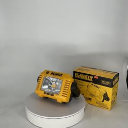 DEWALT 20V MAX Compact Cordless Task Light