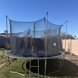 12ft Trampoline With Safety Net