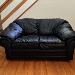 SUPER PLUSH LEATHER LOVESEAT