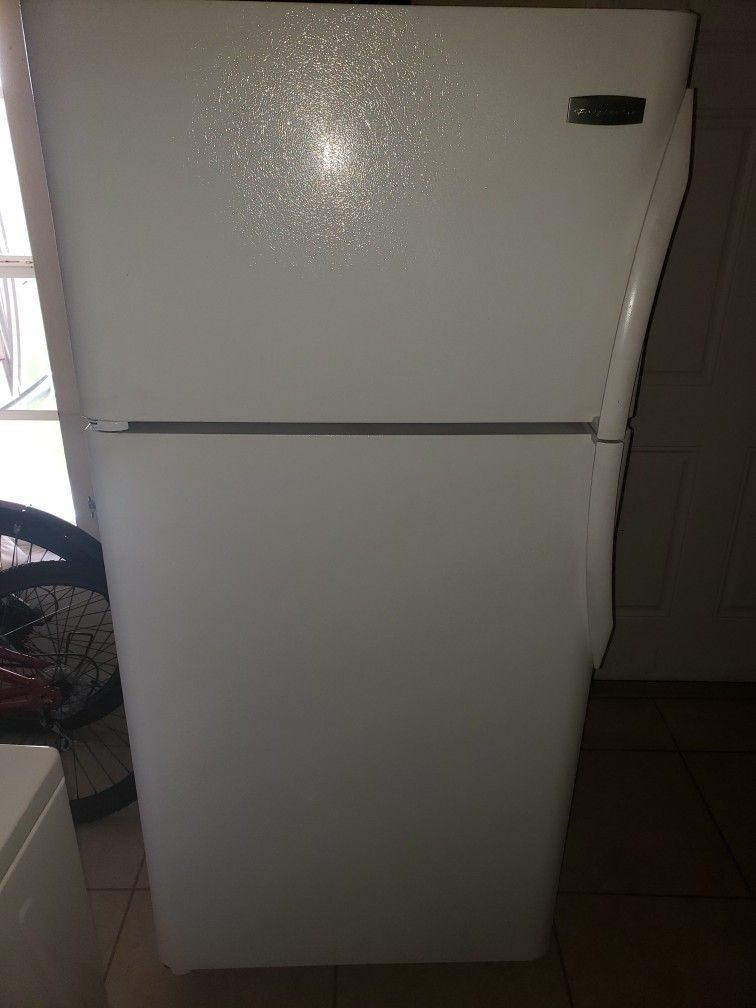 Refrigerator Delivery 