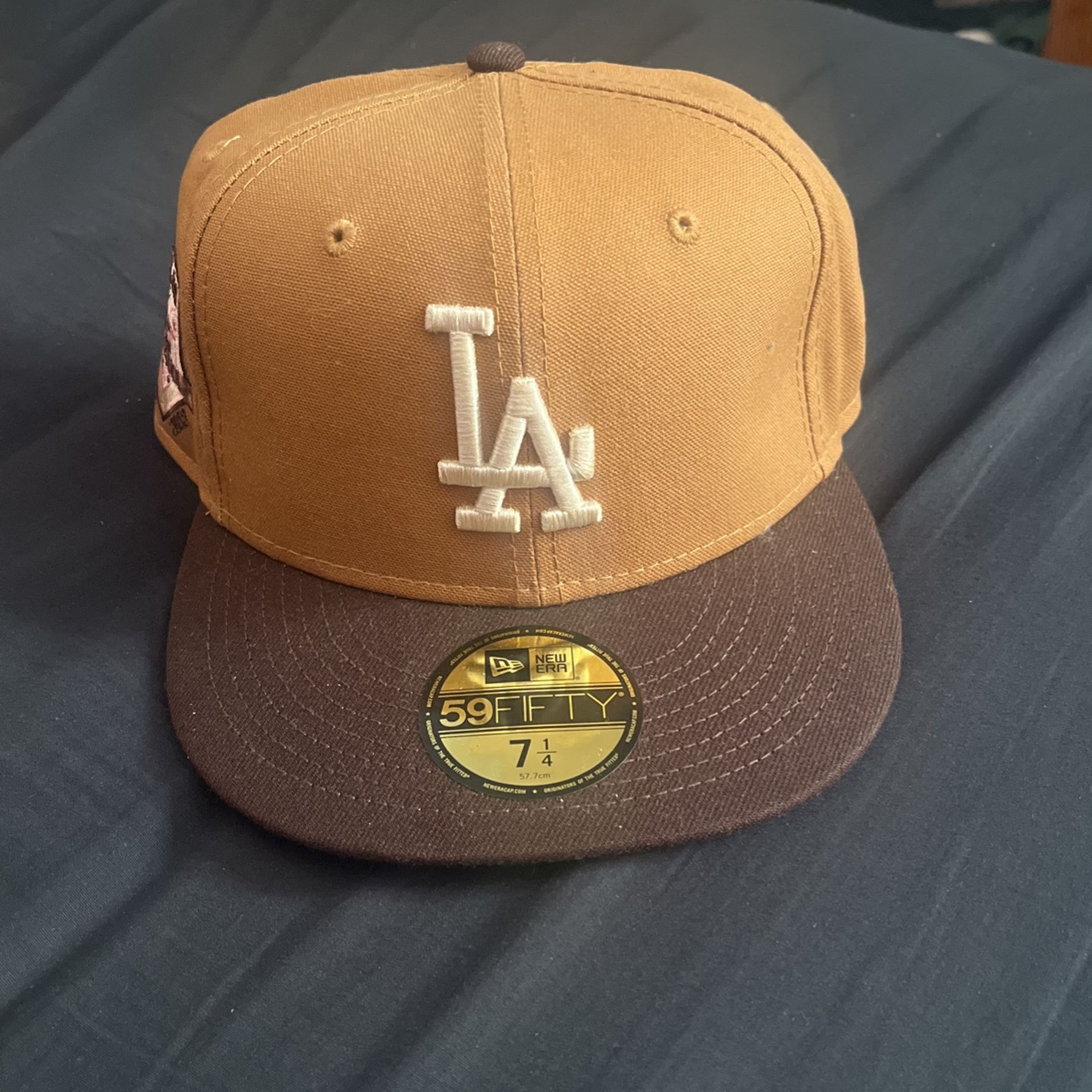 Brown LA 7 1/4 Fitted With Dk Brown Brim / Pink Underbrim