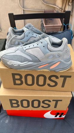 Yezzy boost 700