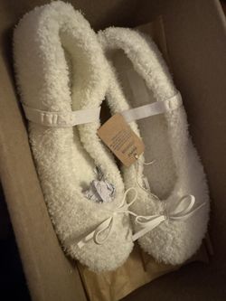 SKIMS SLIPPERS