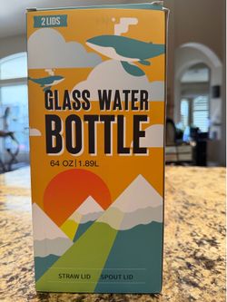 Glass Water Bottle 64oz **BRAND NEW**