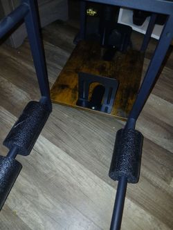 Guitar stand