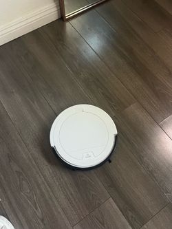 Robot vacuum