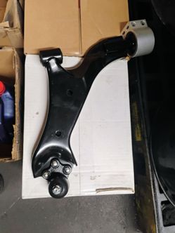 Right and left lower control arms
